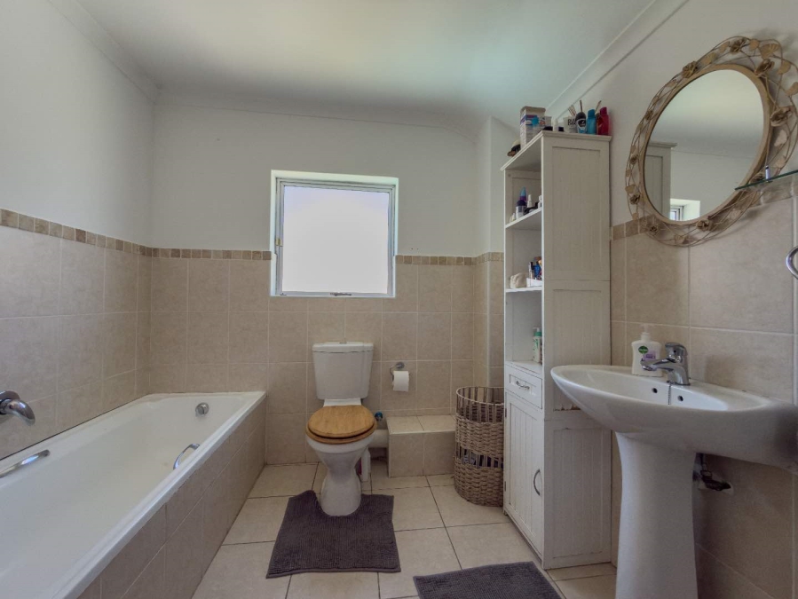 3 Bedroom Property for Sale in Royal Ascot Western Cape